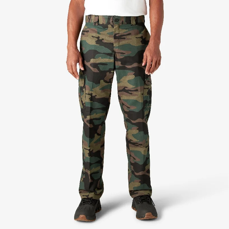 Hunter Green Camo / 42 / 30 Inseam