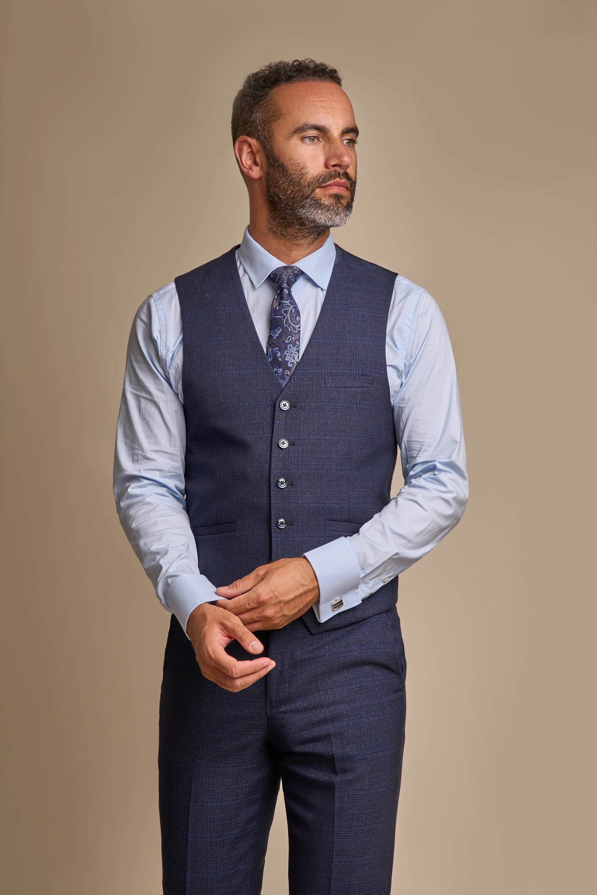 Cavani Caridi Three Piece Navy Suit