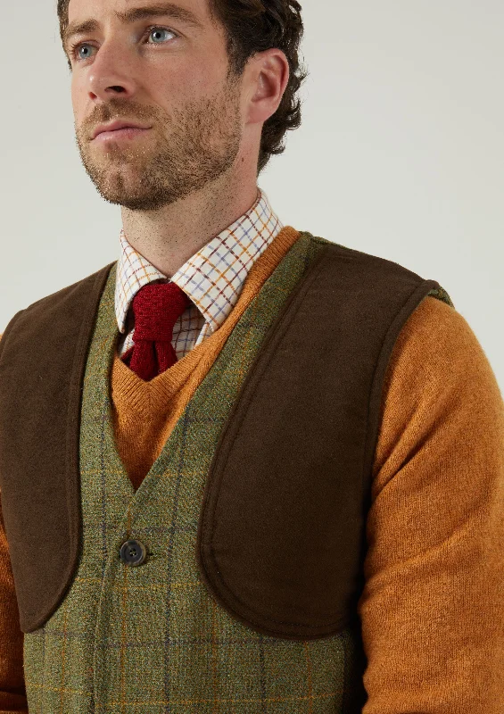 Rutland Men's Tweed Shooting Waistcoat In Dark Moss - Shooting Fit